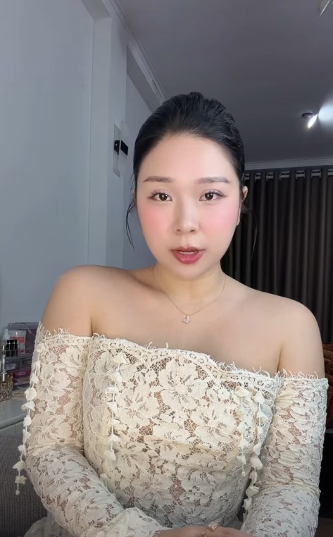 CÔ GÁI ĐÁ BA LÔ VÀ CỐC NƯỚC CỦA NGƯỜI KHÁC CHÍNH THỨC LÊN TIẾNG